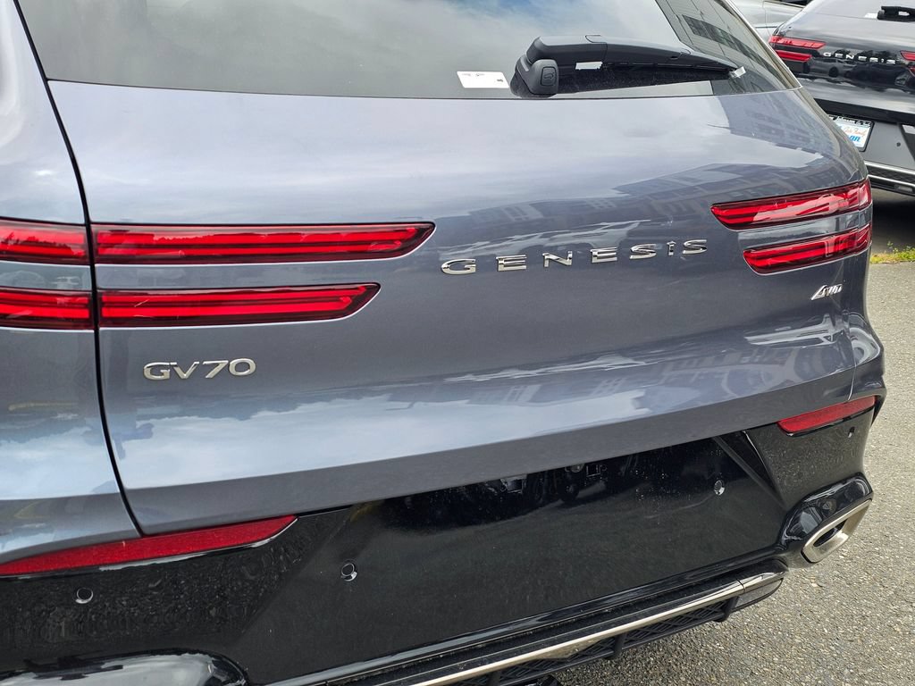 New 2026 Genesis GV70 2.5T Sport Prestige w/ G1 Accessory Package AWD/4WD image 25