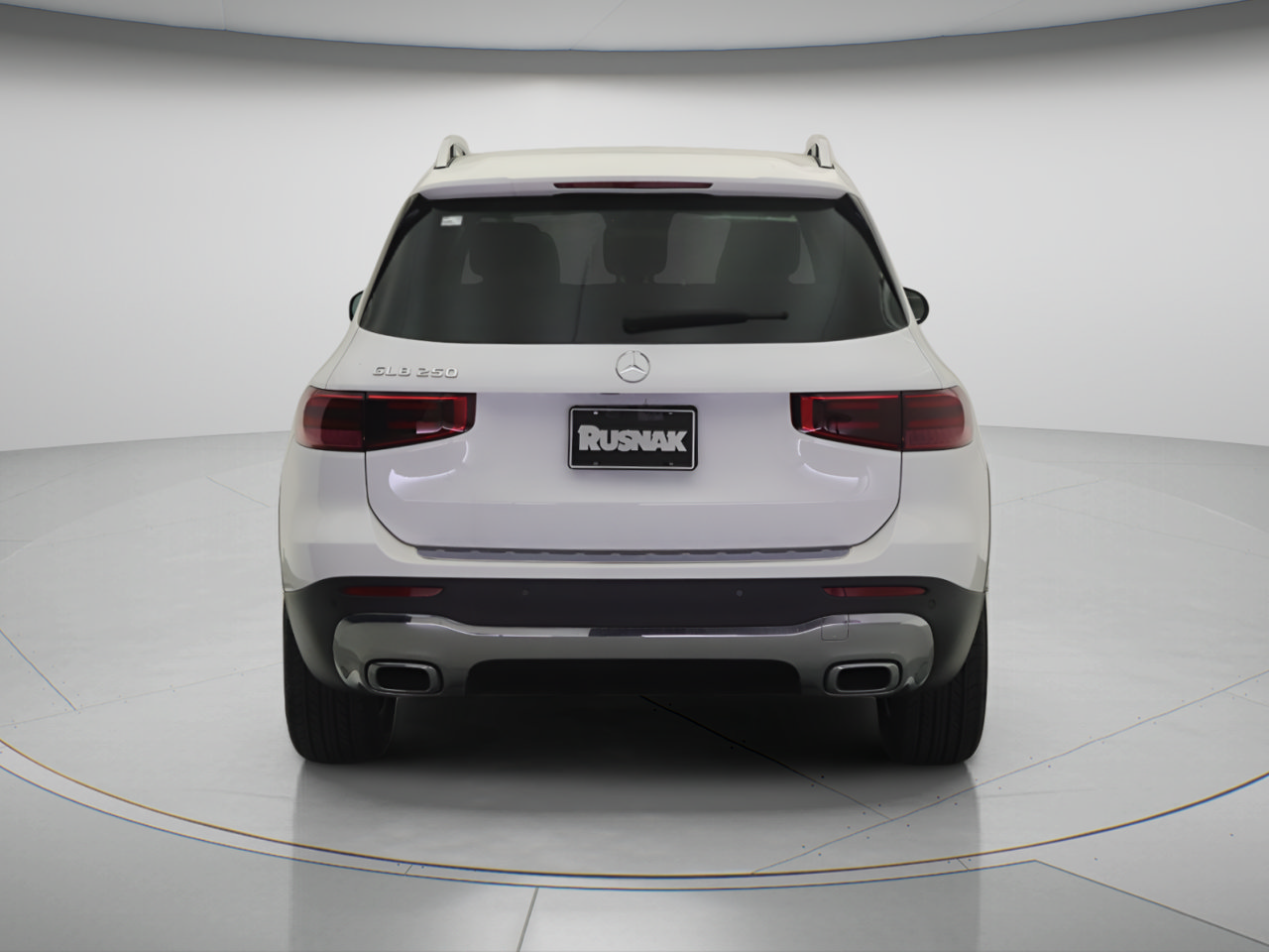 New 2026 Mercedes-Benz GLB 250 image 3