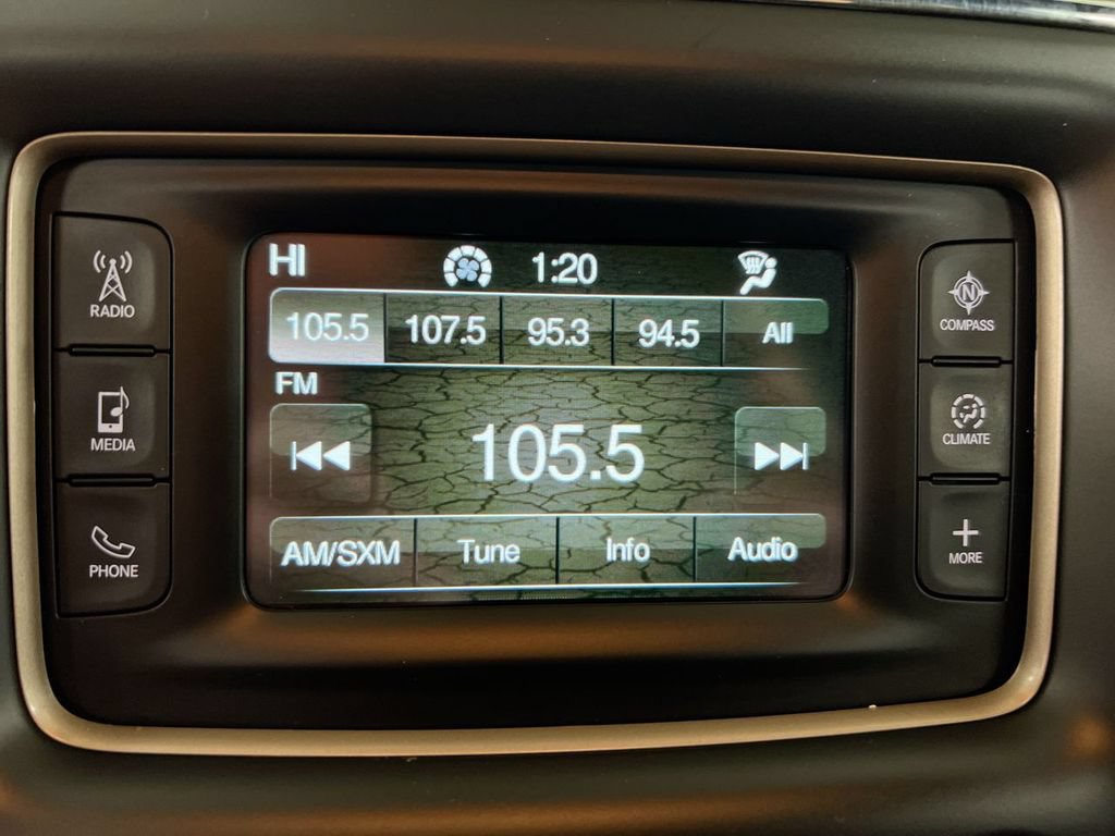 Used 2017 Jeep Grand Cherokee Laredo w/ Quick Order Package 2BE RWD image 13
