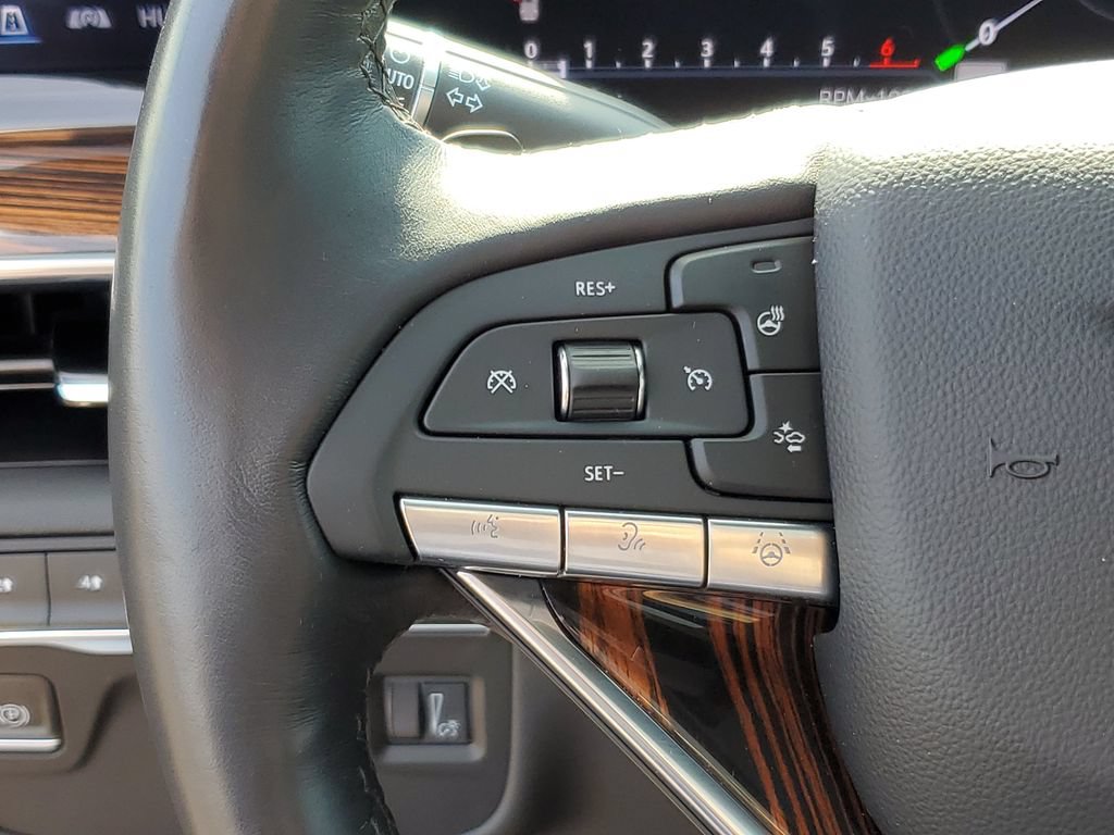 Used 2024 Cadillac Escalade ESV Premium Luxury w/ LPO, Floor Liner Package AWD/4WD image 12