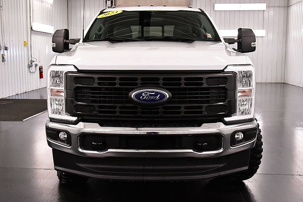 Used 2023 Ford F250 XL w/ XL Driver Assist Package AWD/4WD image 2