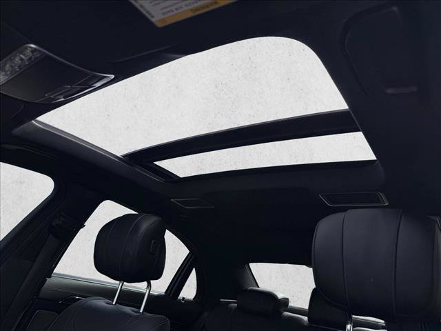 Used 2019 Mercedes-Benz S 560 Sedan image 27