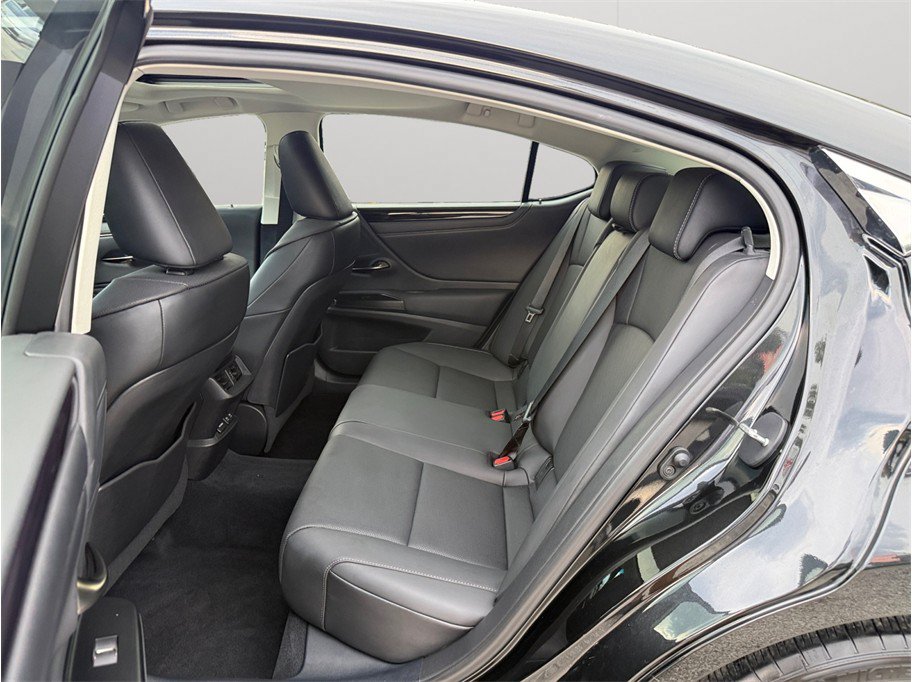 Used 2021 Lexus ES 350 Premium w/ Premium Package FWD image 39