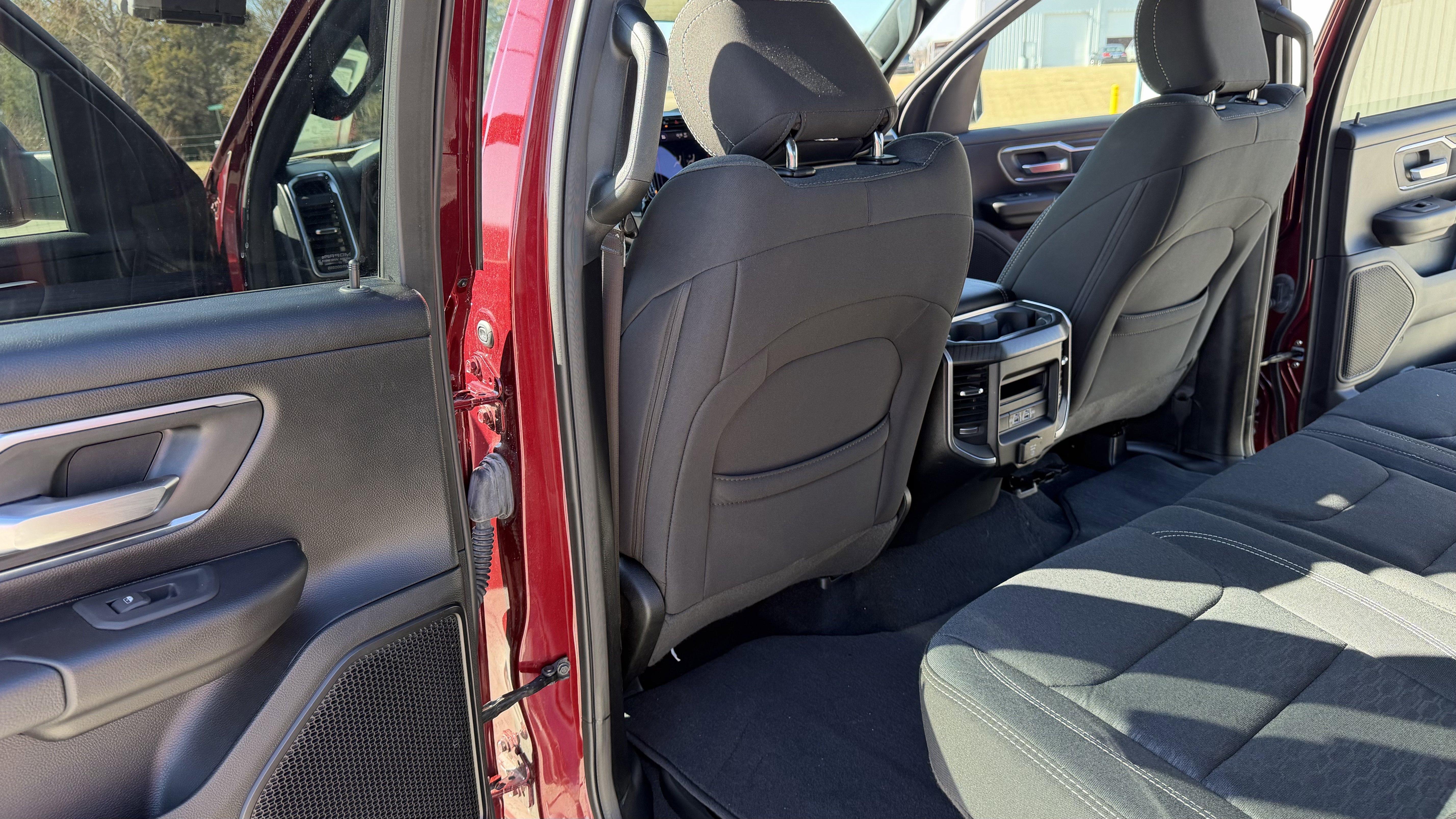 Used 2025 RAM 1500 Big Horn AWD/4WD image 34