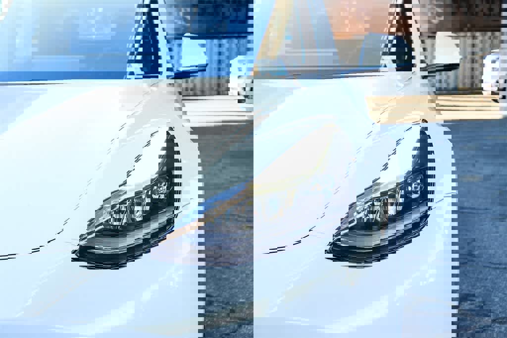 Used 2021 Tesla Model 3 Standard Range Plus image 7