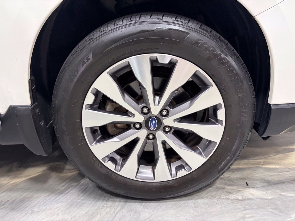 Used 2017 Subaru Outback 2.5i Touring w/ Popular Package #5A AWD/4WD image 29