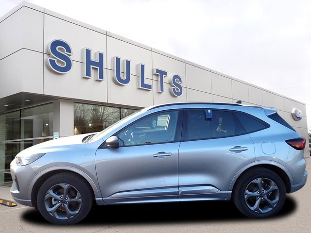 Certified 2024 Ford Escape ST-Line w/ Tech Pack #1 image 2