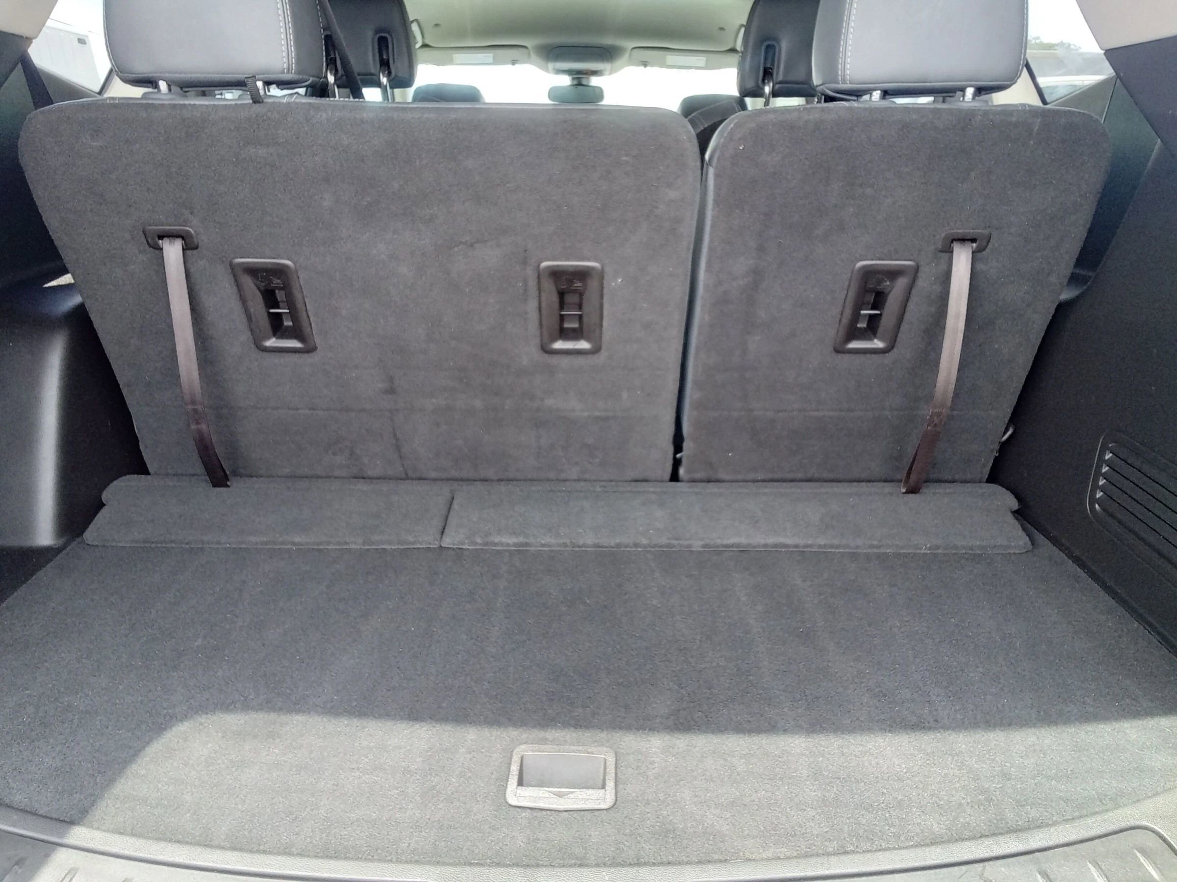 Used 2018 Buick Enclave Essence image 20