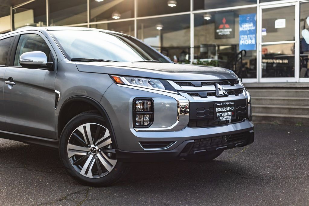 New 2026 Mitsubishi Outlander Sport SE AWD/4WD image 3