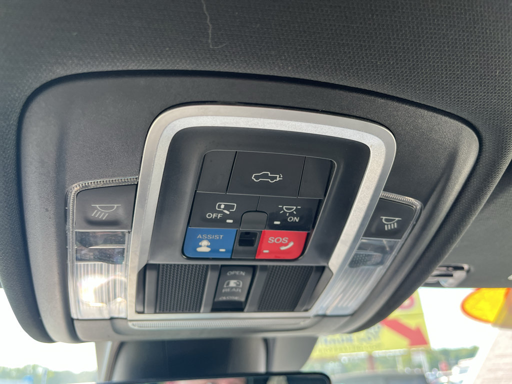 Used 2020 RAM 1500 Limited AWD/4WD image 23