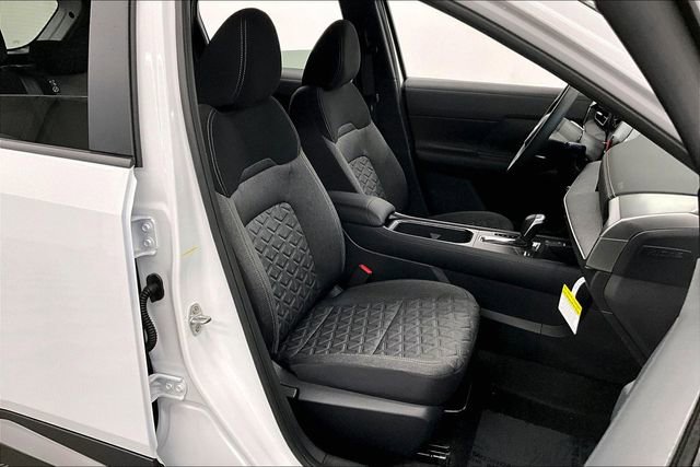 New 2026 Nissan Kicks SV image 32