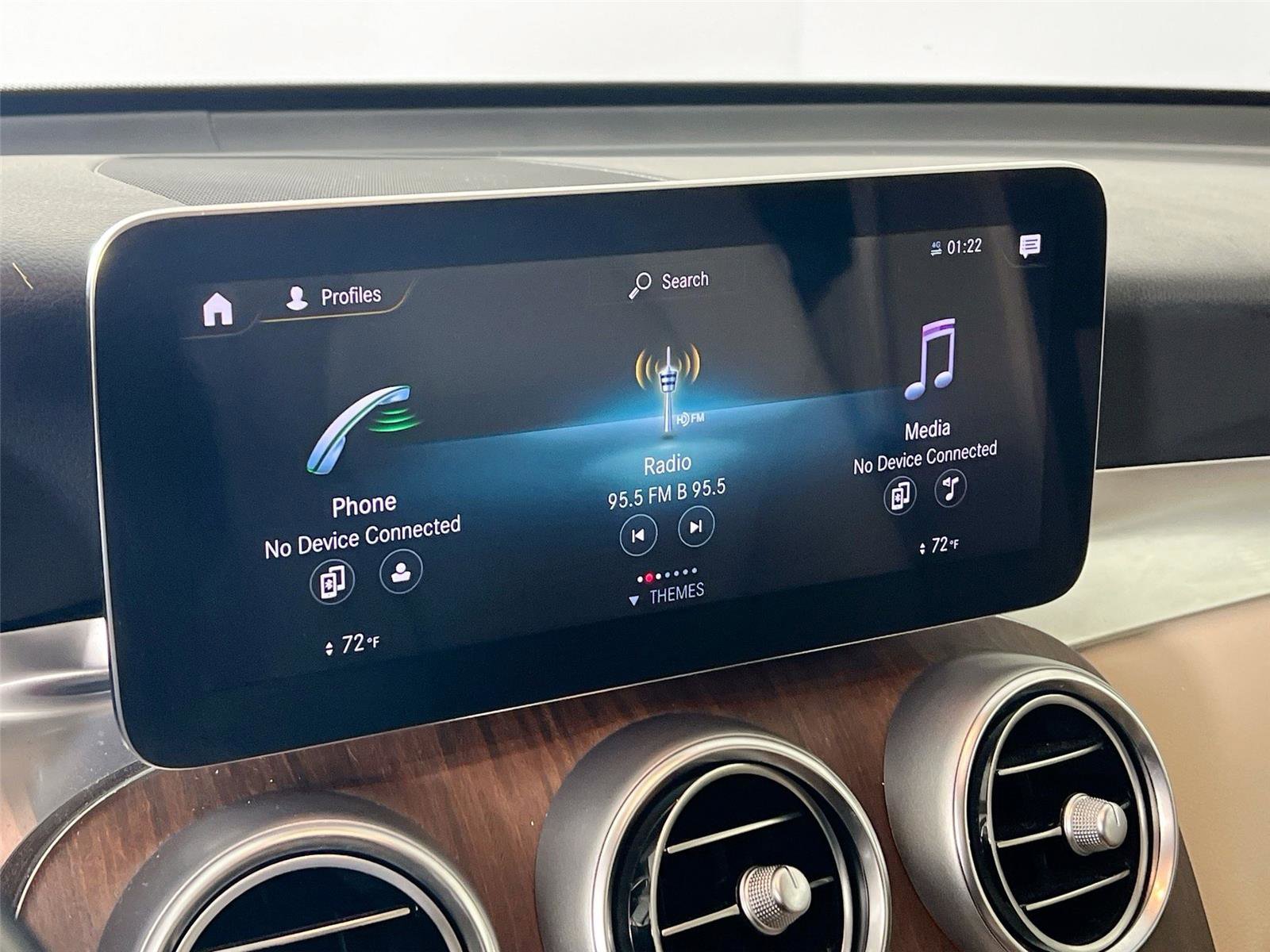 Used 2022 Mercedes-Benz GLC 300 4MATIC image 13