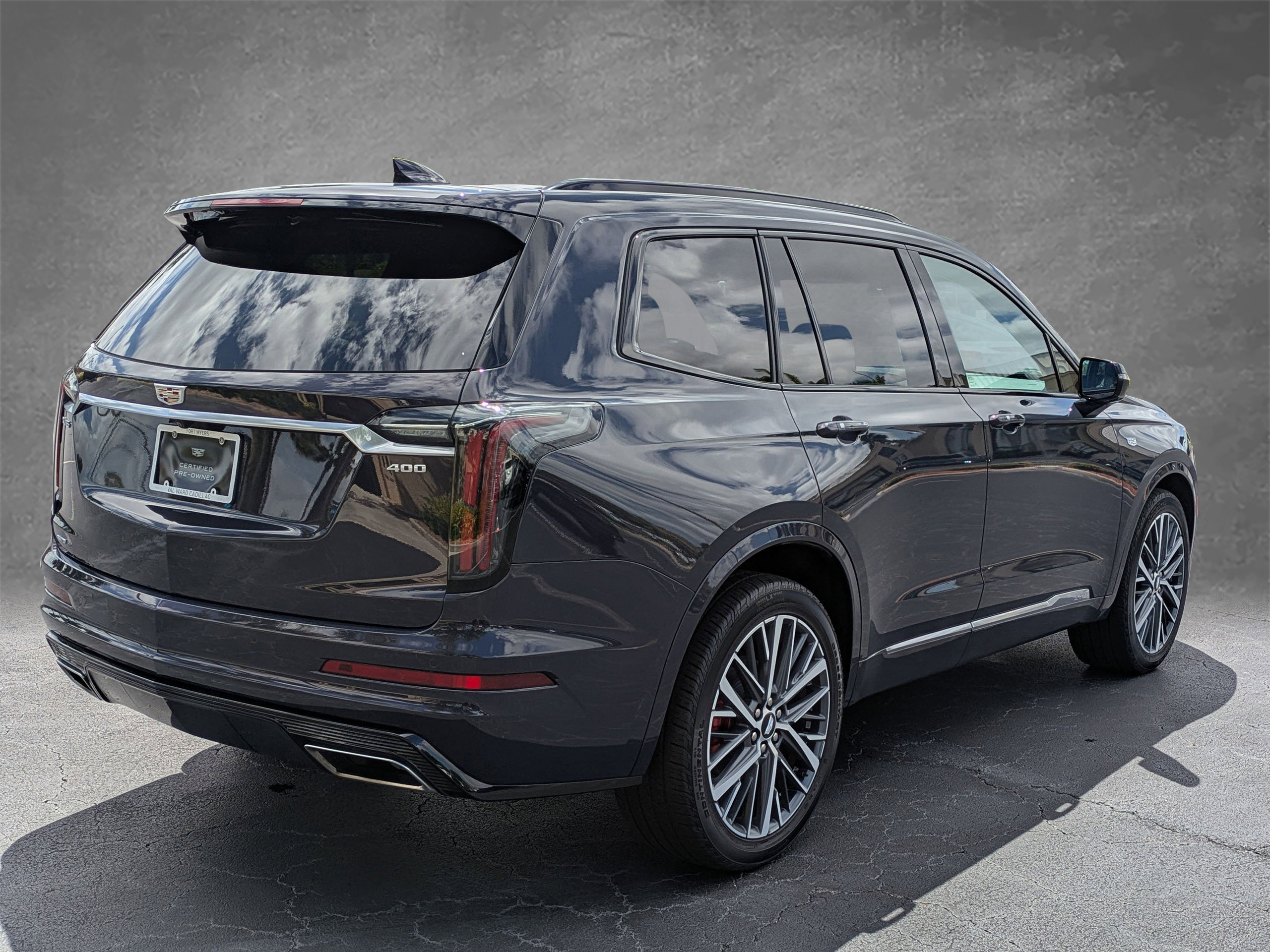 Certified 2024 Cadillac XT6 Sport w/ LPO, Floor Liner Package image 6