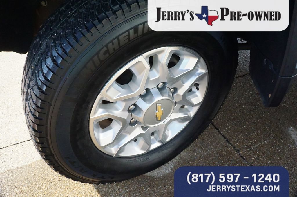 Used 2021 Chevrolet Silverado 3500 LTZ w/ LTZ Texas Edition image 9