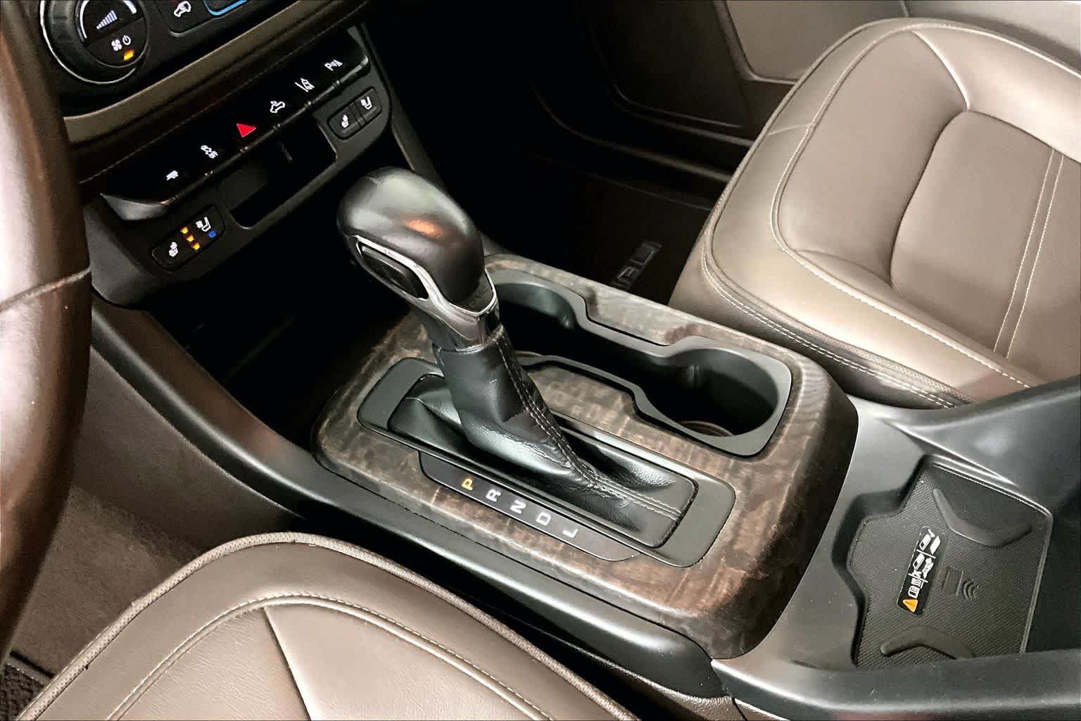 Certified 2022 GMC Canyon Denali AWD/4WD image 16