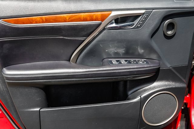 Used 2018 Lexus RX 450hL Premium w/ Premium Package AWD/4WD image 26