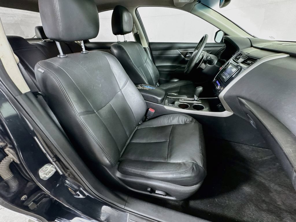 Used 2015 Nissan Altima 3.5 SL FWD image 34