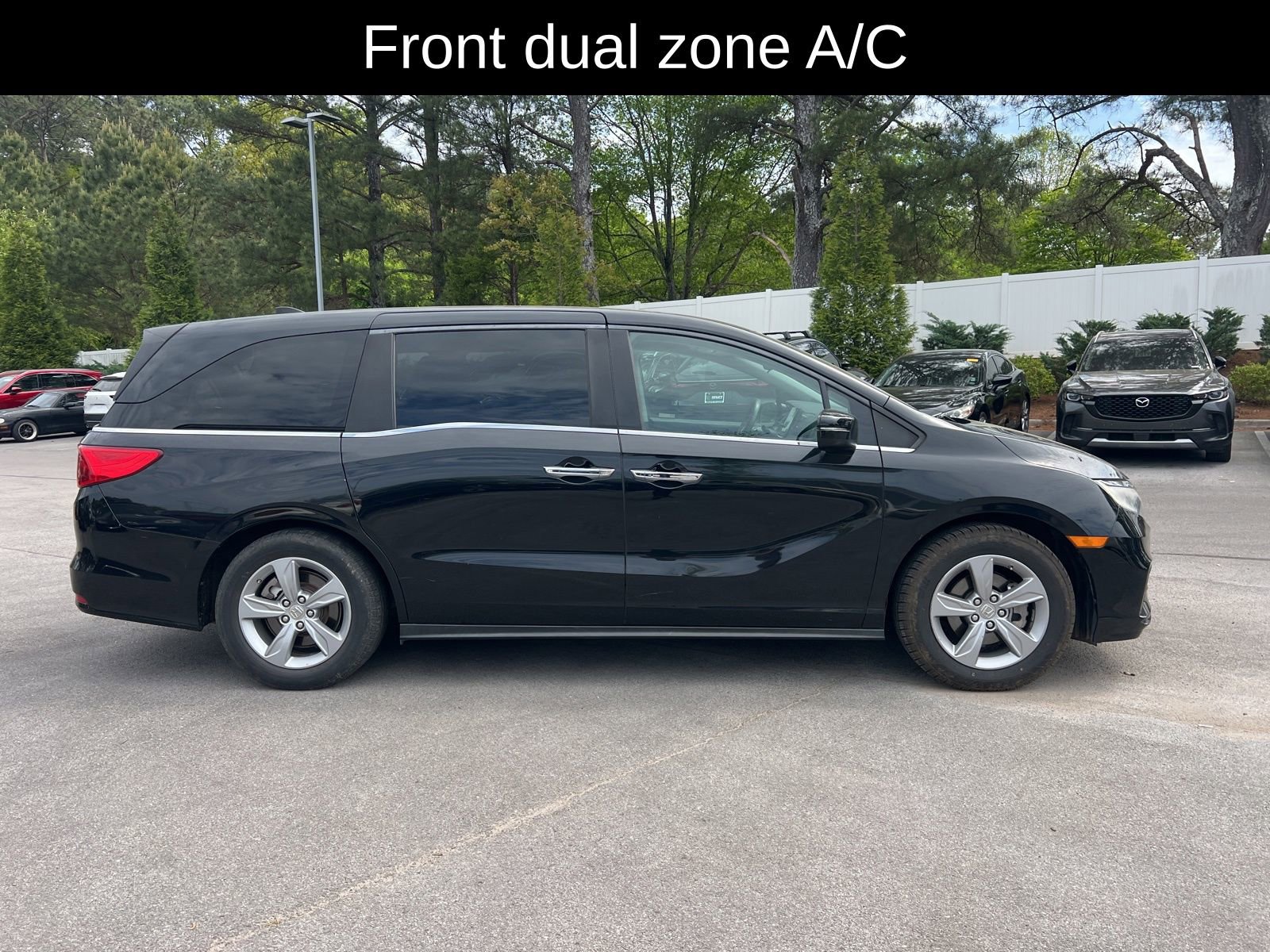 Used 2018 Honda Odyssey EX image 3