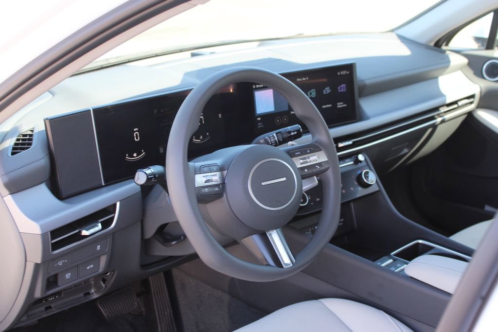 Used 2024 Hyundai Sonata SEL image 11