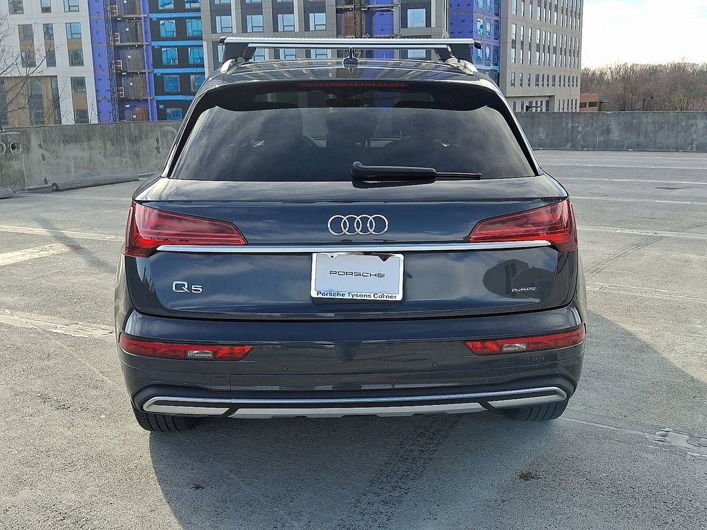 Used 2021 Audi Q5 2.0T Premium w/ Convenience Package image 9