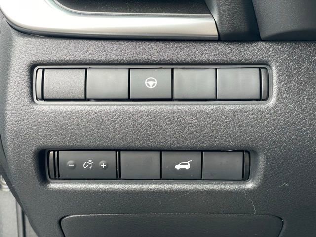 Certified 2023 Nissan Rogue SV w/ SV Premium B Package AWD/4WD image 14