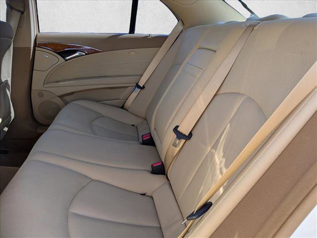 Used 2009 Mercedes-Benz E 350 Sedan image 20
