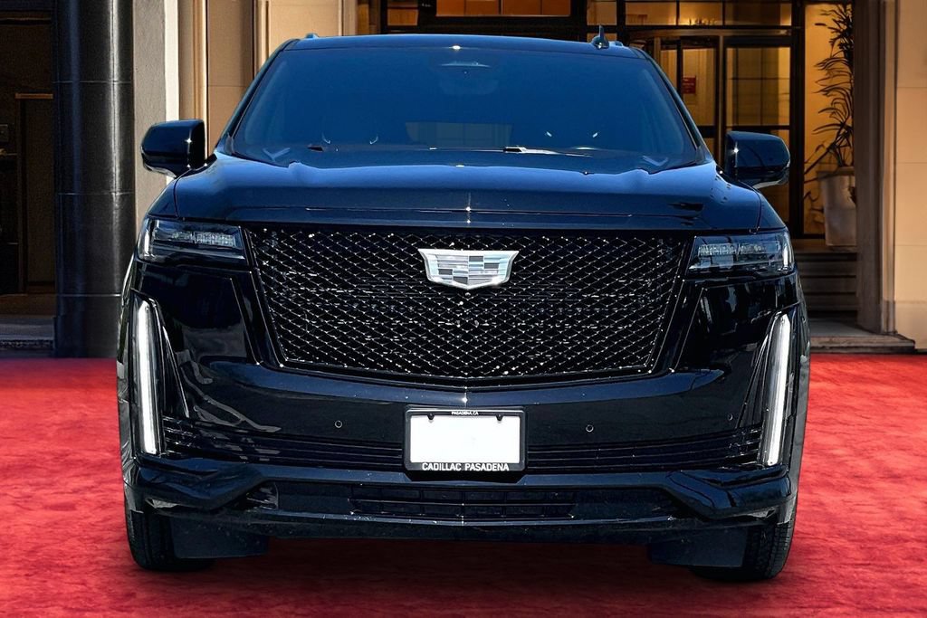 Used 2024 Cadillac Escalade Sport w/ LPO, ONYX Package AWD/4WD image 3