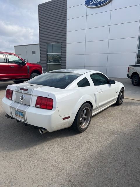 Used 2007 Ford Mustang GT Premium image 4