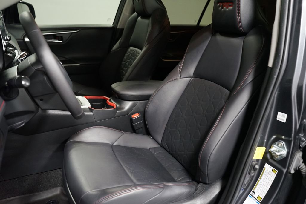 Certified 2021 Toyota RAV4 TRD Off-Road image 26
