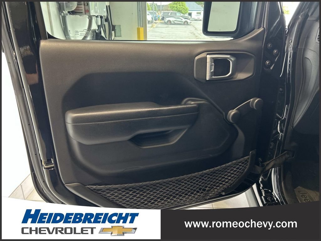 Used 2023 Jeep Wrangler Sport AWD/4WD image 14