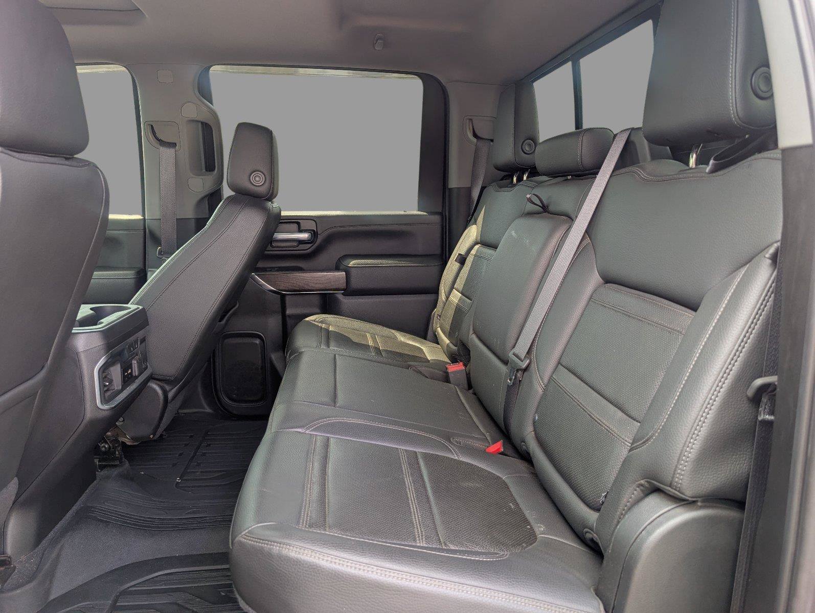Used 2020 GMC Sierra 3500 Denali w/ Denali Ultimate Package AWD/4WD image 35