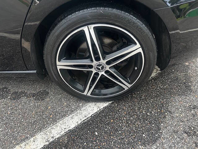 Used 2019 Mercedes-Benz A 220 4MATIC w/ Premium Package image 25
