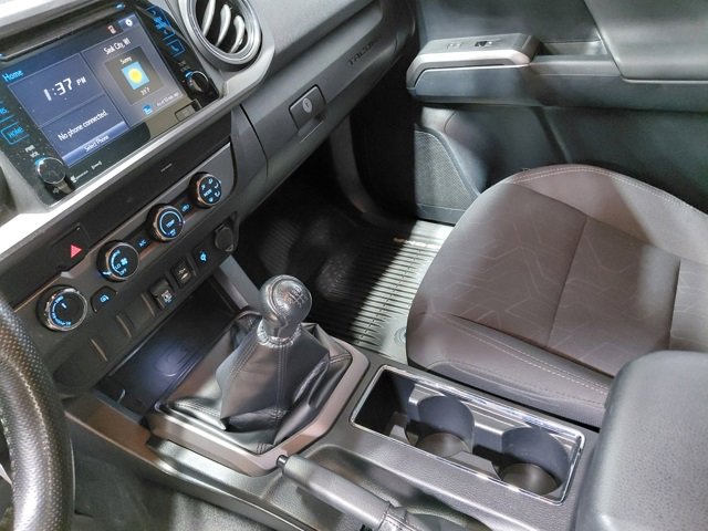 Used 2019 Toyota Tacoma TRD Off-Road image 24