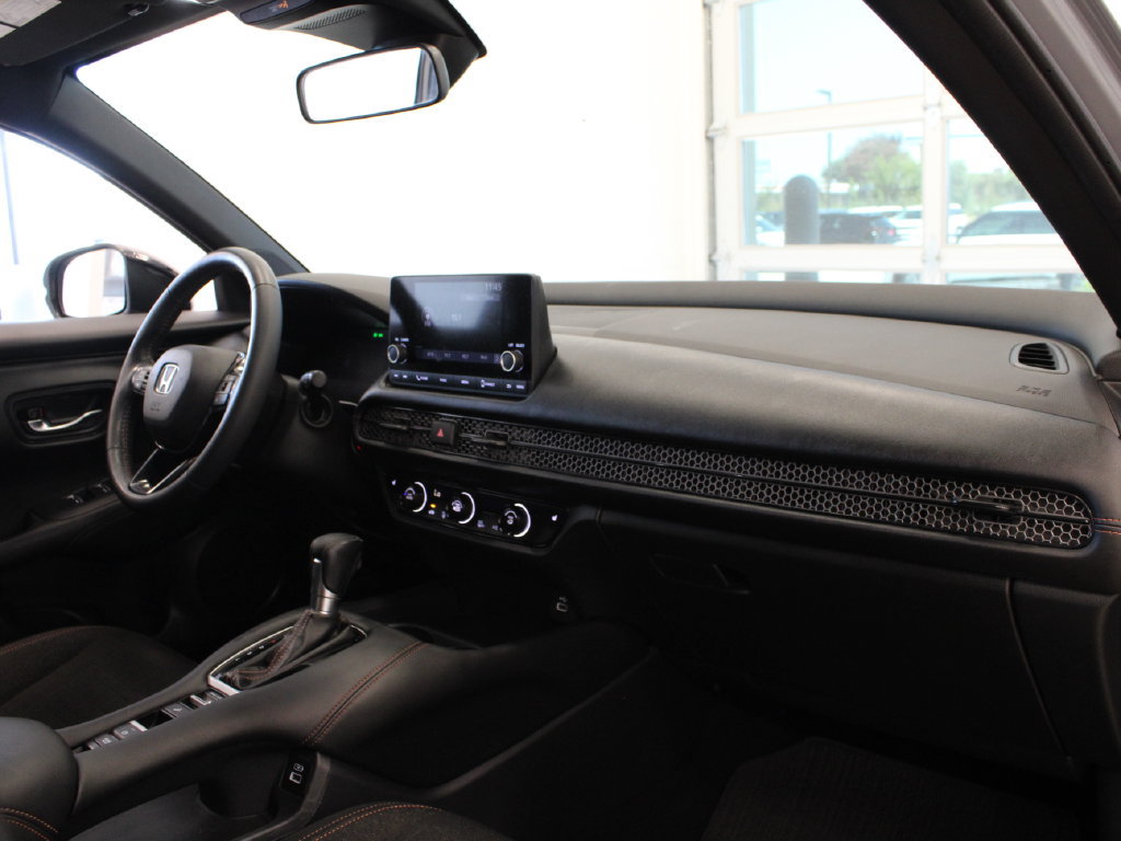 Used 2023 Honda HR-V Sport image 18