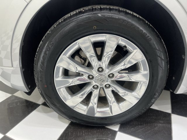 Used 2017 Buick Envision Essence FWD image 30