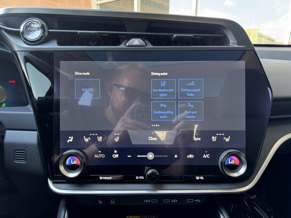 Used 2023 Lexus RZ 450e Premium image 21