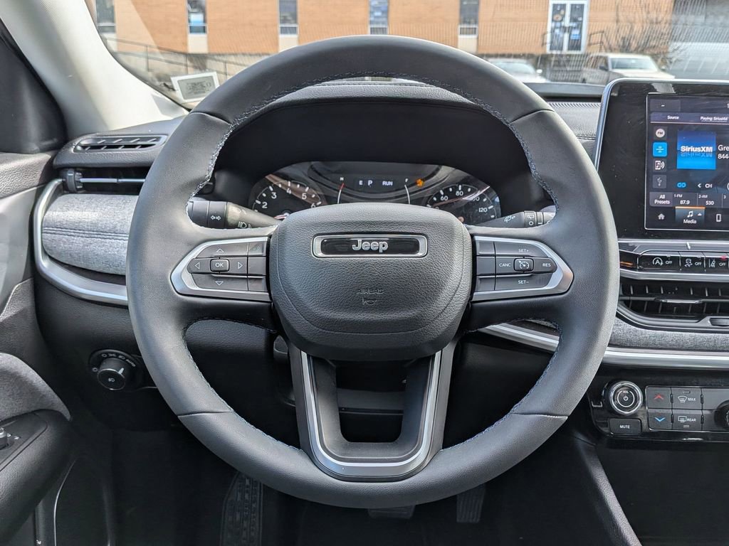 Certified 2022 Jeep Compass Latitude image 10