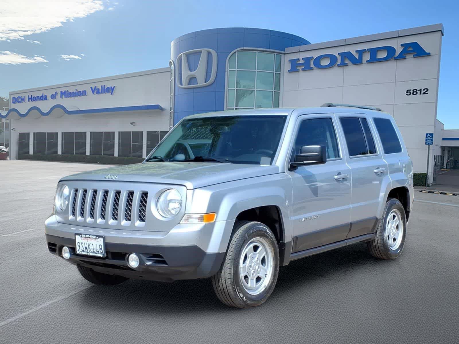 Used 2016 Jeep Patriot Sport w/ Power Value Group FWD image 1