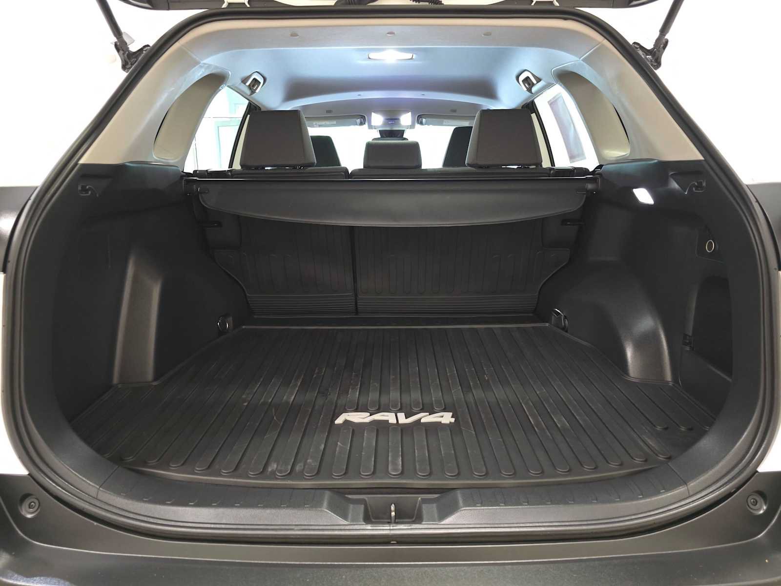 Certified 2023 Toyota RAV4 XLE AWD/4WD image 30