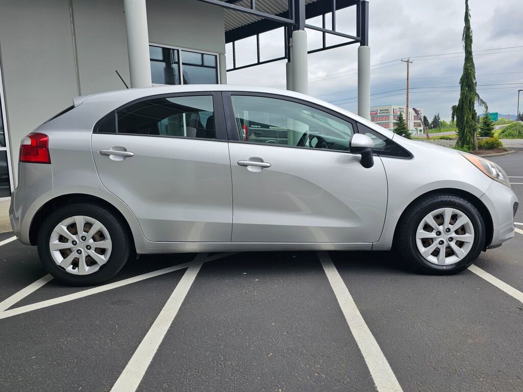 Used 2013 Kia Rio LX w/ PWR Pkg FWD image 6