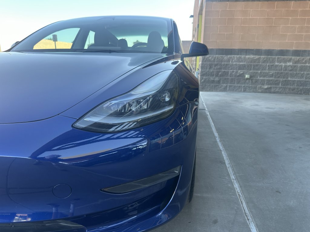 Used 2023 Tesla Model 3 Standard Range image 10