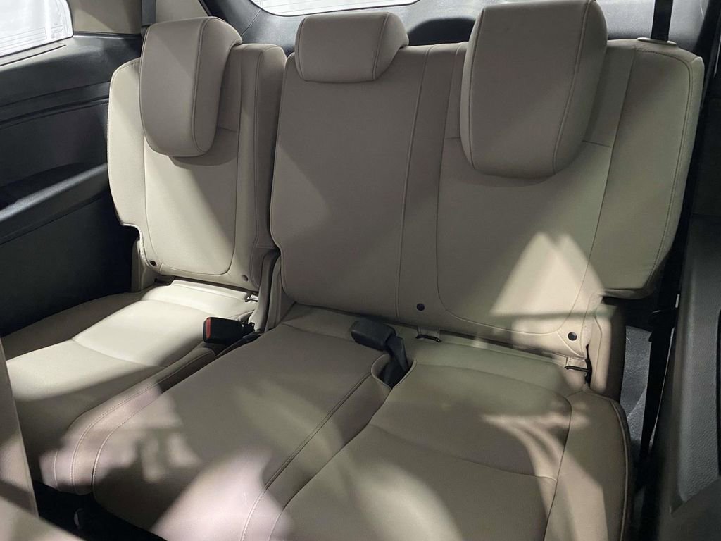 Used 2023 Honda Odyssey Touring image 14