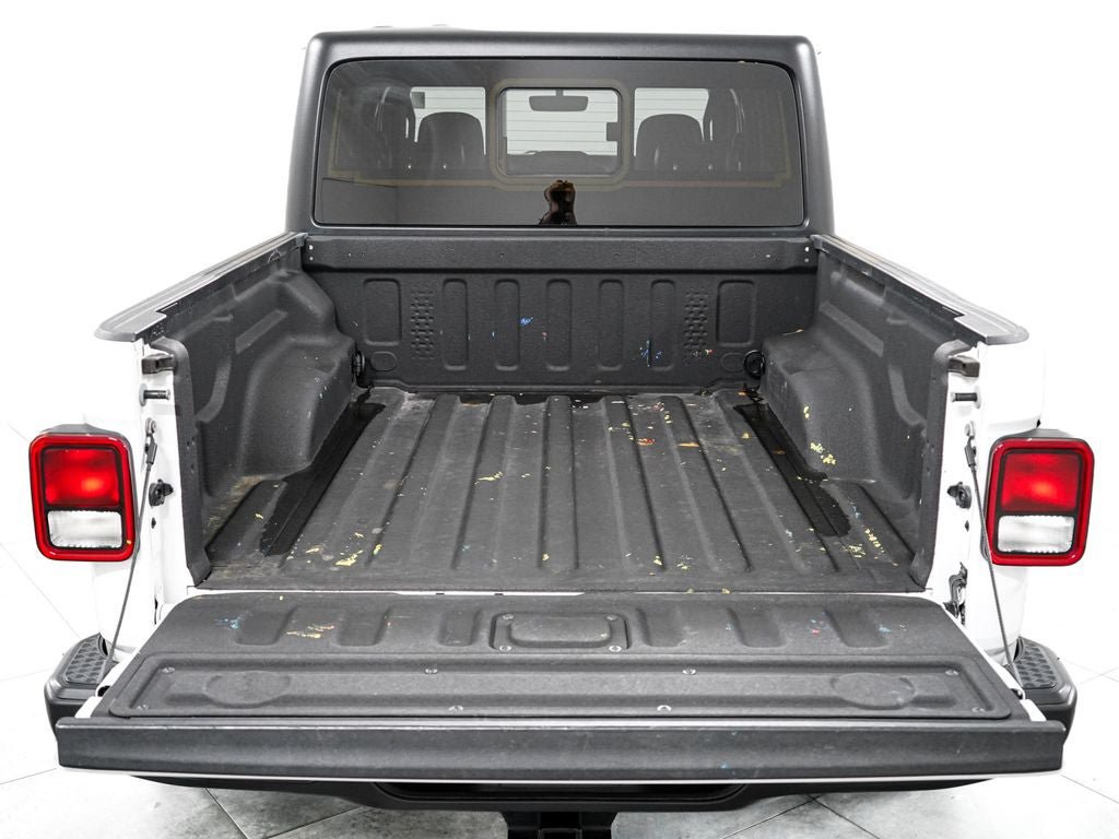 Used 2022 Jeep Gladiator Mojave w/ Trailer Tow Package AWD/4WD image 12
