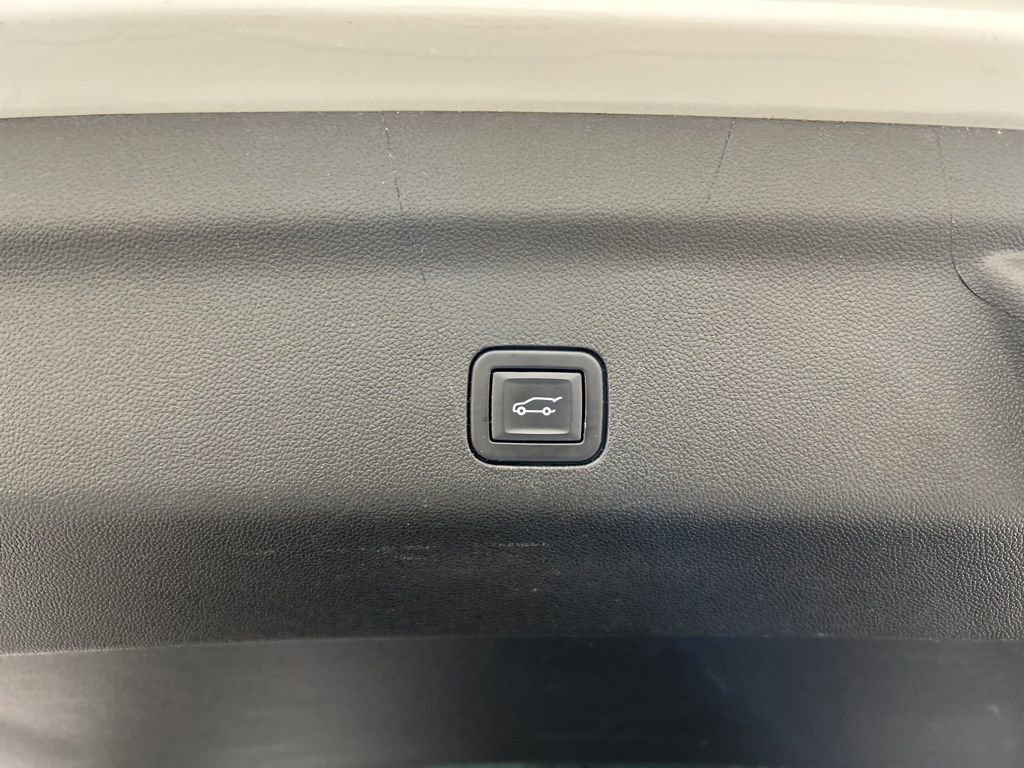 Used 2021 Cadillac Escalade Sport Platinum AWD/4WD image 37