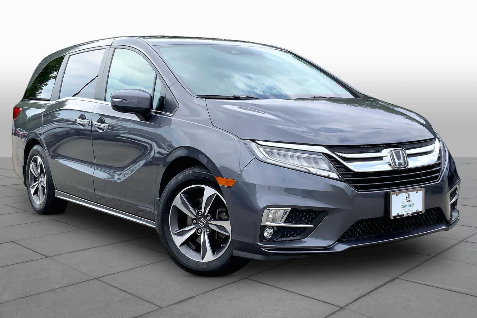 Used 2018 Honda Odyssey Touring image 3
