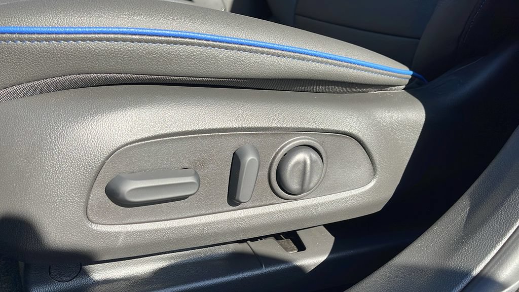New 2026 Buick Envista Sport Touring w/ Convenience I Package FWD image 12