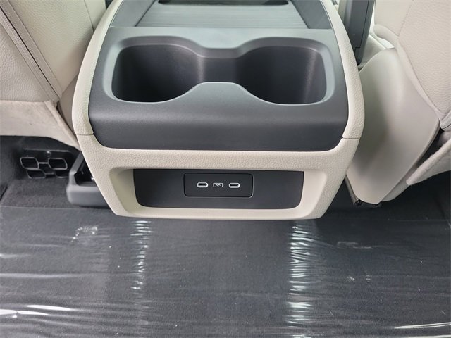 New 2026 Honda Odyssey Touring image 3
