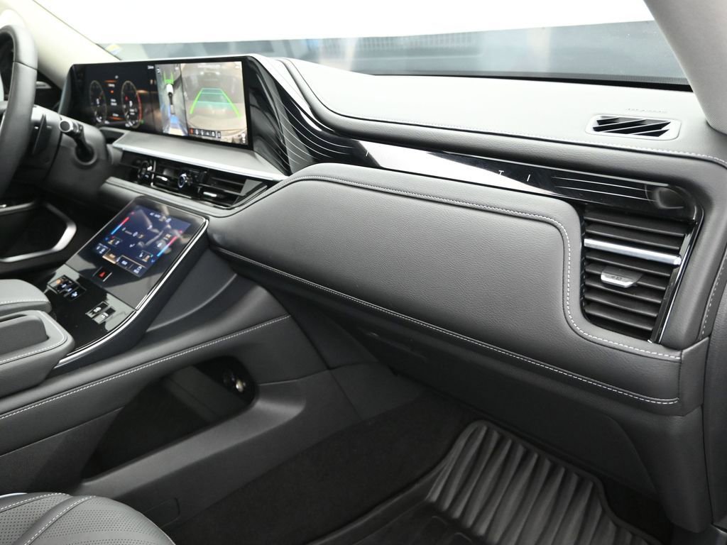 Used 2025 INFINITI QX80 Luxe RWD image 25
