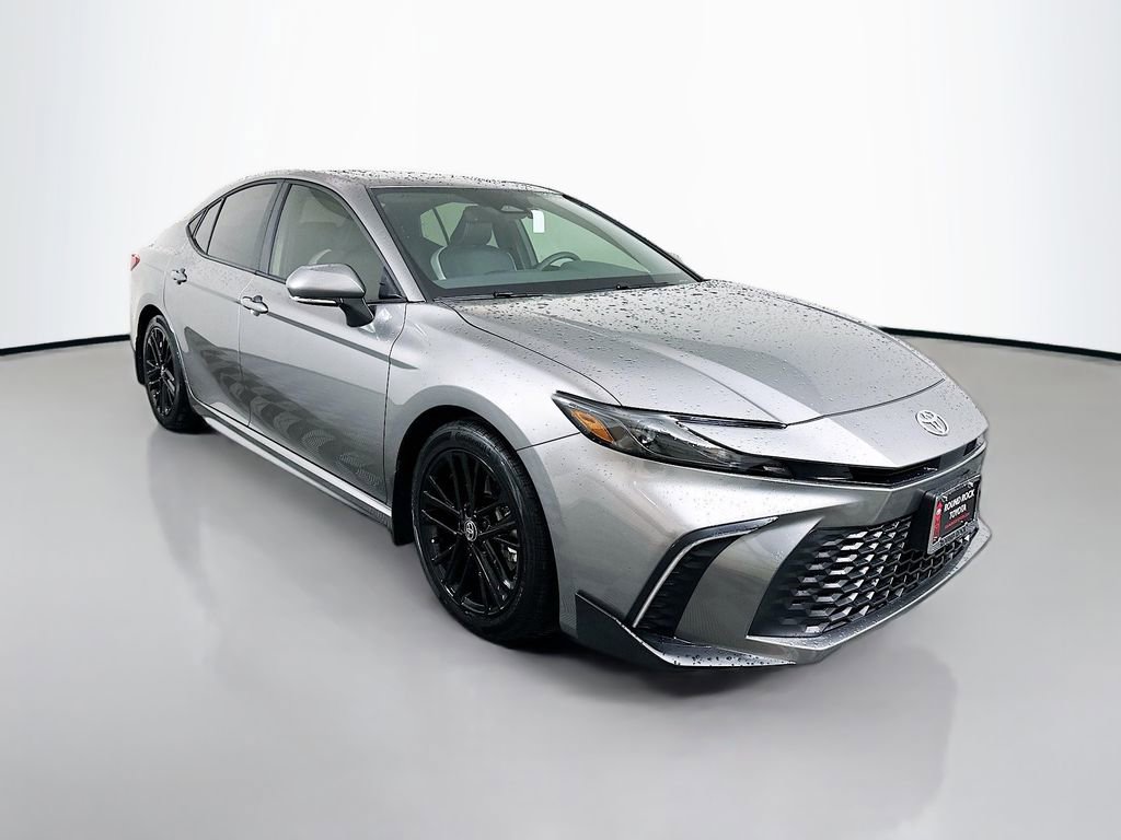 Certified 2025 Toyota Camry SE image 3