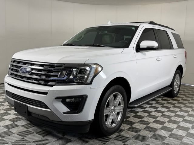 Used 2020 Ford Expedition XLT w/ Equipment Group 202A RWD image 2